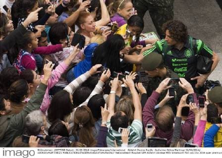 Abfahrt Mexico Recife: Guillermo Ochoa Martinez 21 06 2014 xJORGExMARTINEZx 