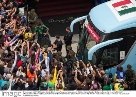Abfahrt Mexico Recife: Guillermo Ochoa Martinez 21 06 2014 xJORGExMARTINEZx 