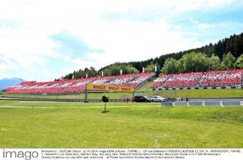 FORMEL 1 - GP von Österreich SPIELBERG,AUSTRIA,22.JUN.14 - MOTORSPORT, FORMEL 1 - Grand Prix von Österreich, Red Bull Ring. Bild zeigt Fans. 
