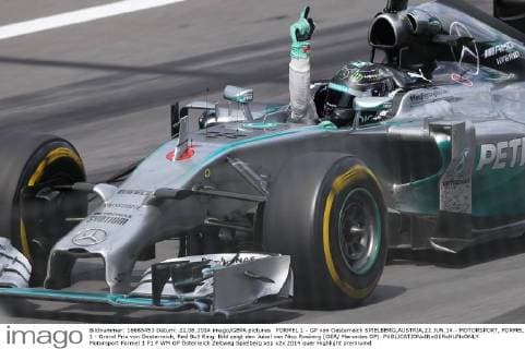 FORMEL 1 - GP von Oesterreich SPIELBERG,AUSTRIA,22.JUN.14 - MOTORSPORT, FORMEL 1 - Grand Prix von Oesterreich, Red Bull Ring. Bild zeigt den Jubel von Nico Rosberg (GER Mercedes GP). 
