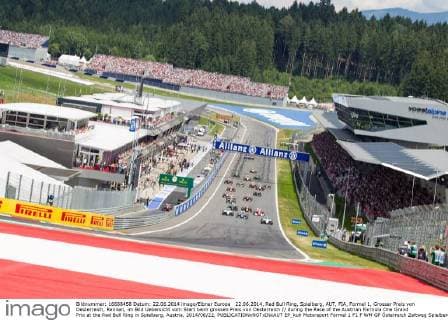 22.06.2014, Red Bull Ring, Spielberg, AUT, FIA, Formel 1, Grosser Preis von Oesterreich, Rennen, im Bild Uebersicht vom Start beim grossen Preis von Oesterreich during the Race of the Austrian Formula One Grand Prix at the Red Bull Ring in Spielberg, Austria, 2014 06 22, EP_kuh