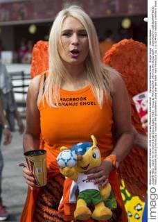 - Fanoriginal Niederlande - Oranje Engel - Daina Zagata - 33230614DDI_ Dutch Fan De Oranje Engel Daina Zagata (NED) Group B, Match Number 34 of the World Cup 2014 , 23 06 2014 xJORGExMARTINEZx 