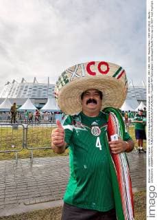 007230614RDI_CRO_MEX_FANS Mexiko Fans - FIFA WM 2014 - Recife - 23 06 2014 xROBERTOxMAYAx 