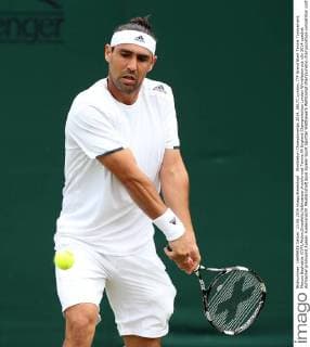 Wimbledon Championships 2014, AELTC,London, ITF Grand Slam Tennis Tournament, Marcos Baghdatis (CYP),Aktion,Einzelbild,Halbkoerper,Hochformat
