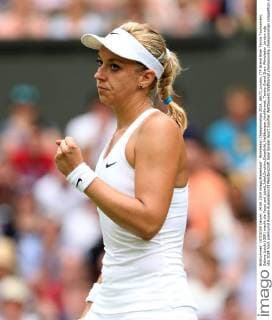 Wimbledon Championships 2014, AELTC,London, ITF Grand Slam Tennis Tournament, Sabine Lisicki (GER) macht die Faust und jubelt,Jubel,Emotion,Einzelbild, Halbkoerper,Hochformat,