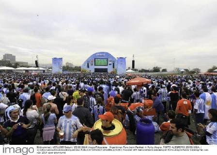 Argentinien Fans beim Fanfest in Porto Alegre. PORTO ALEGRE RS 25 06 2014. ( x(326)xCarlosxEduardoxdexQuadrosx  (25197)