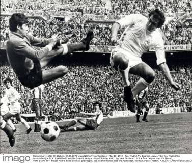 May 17, 1972 - Real Madrid Win Spanish League Title:Real Madrid Win Spanish League Title: Real Madrid won the Spanish League title on Sunday when they beat Seville 4-1 in the final League match in Madrid. Photo Shows Pirri of Real Madrid beats Seville s goalkeeper, but his shot hit the post and rebounded, during Sunday s match.  - ZUMAk09