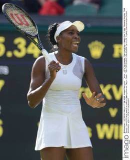 Tennis - 2014 Wimbledon Championships - Week One, Friday Womens Singles, Third Round: Venus Williams sees the match slipping away on Centre Court 