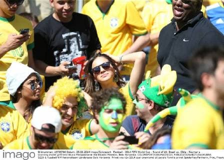 Football - 2014 FIFA World Cup - Round of 16: Brazil vs. Chile - Neymar s stunning model girlfriend Bruna Marquezine at the Estadio Mineirao, Belo Horizonte. COLORSPORT IANxMACNICOL  5228-1