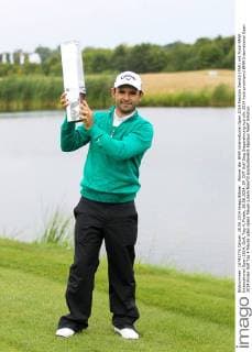 Winner der BMW international Open 2014 Fabrizio Zanotti (PAR) mit Pokal BMW International Open 2014, Golf, Tag 4, Finale, 28.06.2014, EP_CKT