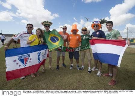 FANS Mexiko und Niederlande 29 06 2014 29 06 2014 xOMARxMARTINEZx 