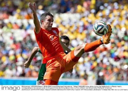 Rafael MARQUEZ Action photo during the Netherlands vs Mexico match, corresponding to the second round, 51 th game of the World Cup Brazil 2014, in Photo 9 Robin van Persie Rafael MARQUEZ 4-hol-mex 29 06 2014 xOMARxMARTINEZx 