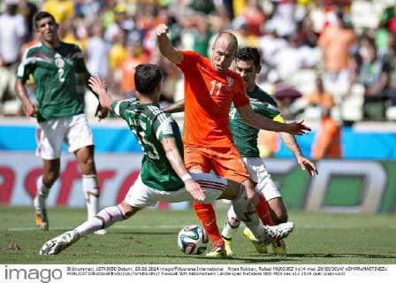 Arjen Robben, Rafael MARQUEZ hol 4-mex 29 06 2014 xOMARxMARTINEZx 