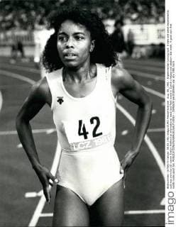 Aug. 08, 1981 - Experimental running suit: A new one-piece experimental suit was worn by US runner Evelyn Ashford at international track and field event in Zurich s letzigrund stadium last week. A good suit that surely looks good too.  - ZUMAk09