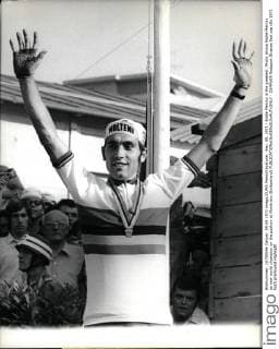 Sep. 09, 1971 - Eddie Merckx is the greatest: Photo shows Eddie Merckx as new world champion on the podium at Mondrisio (Switzerland)  - ZUMAk09