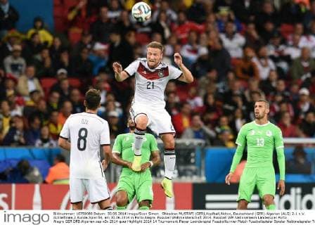 Shkodran MUSTAFI (GER),Kopfball,Aktion, Deutschland (GER)-Algerien (ALG) 2-1 n.V. Achtelfinale,2.Runde,Spiel 54, am 30.06.2014 in Porto Alegre. Fussball Weltmeisterschaft 2014.