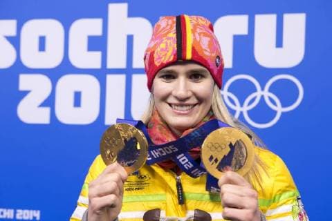 GEISENBERGER Natalie Team GER Doppel Olympiasiegerin Siegeehrung Rodeln Team Olympische Winterspiele Sochi 2014 