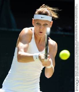 Tennis - 2014 Wimbledon Championships - Week Two, Thursday Womens Singles, SemiFinals Lucie Safarova on Centre Court. COLORSPORT ANDREW COWIE 