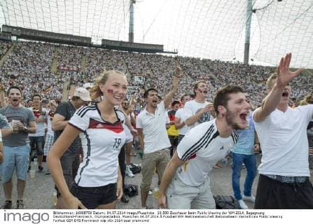 20.500 Zuschauer beim Public Viewing der WM 2014, Begegnung Deutschland-Frankreich, Olympiastadion, Muenchen.04.07.2014 Â