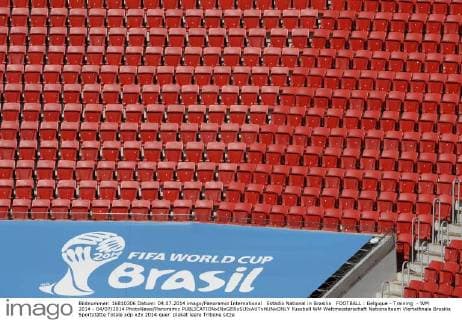1 Jahr bis WM 2022: Historie, Stadien und Architektur Estadio National in Brasilia FOOTBALL : Belgique - Training - WM 2014 - 04 07 2014 PhotoNews Panoramic 