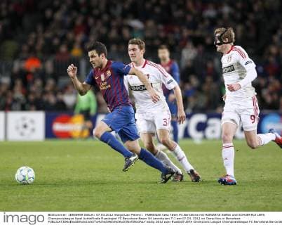 FABREGAS Cesc Team FC Barcelona mit REINARTZ Stefan und SCHUERRLE UEFA Championsleague Spiel Achtelfinale Rueckspiel FC Barcelona-Bayer 04 Leverkusen 7:1 am 07.03. 2012 im Camp Nou in Barcelona 
