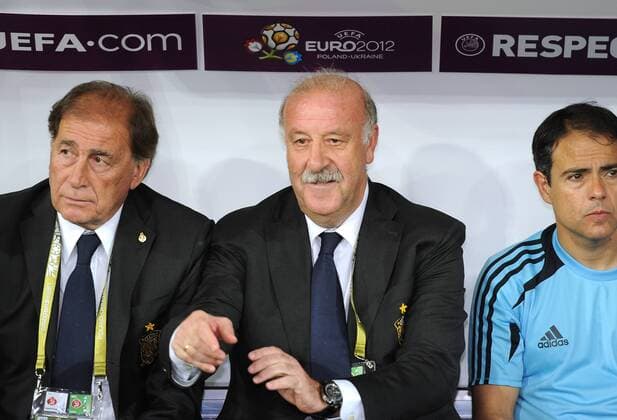 DEL BOSQUE Vicente Trainer Team Spanien TEAM SPANIEN EUROPAMEISTER 2012 UEFA Fussball Europameisterschaften 2012 in Polen und der Ukraine FINALE Spiel Nr.31 Italien-Spanien 0 : 4 am 01.Juli 2012 in Kiev 
