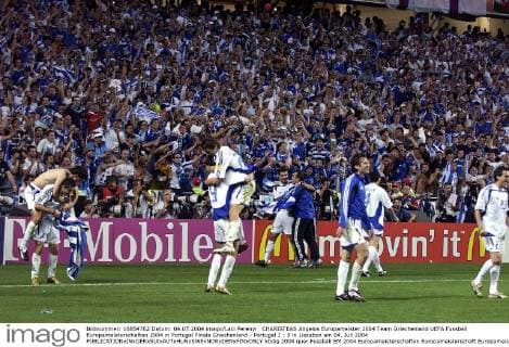 CHARISTEAS Angelos Europameister 2004 Team Griechenland UEFA Fussball Europameisterschaften 2004 in Portugal Finale Griechenland - Portugal 1 : 0 in Lissabon am 04. Juli 2004 