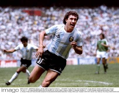 VALDANO Jorge Alberto Team Argentinien Jorge Alberto Valdano jubelt nach seinem Tor zum 2 : 0 Finale ARGENTINIEN-DEUTSCHLAND am 29.06.1986 in Mexico Stadt im Azteken Stadion 3 : 2 FIFA Fussball Weltmeisterschaften 1986 in Mexico 