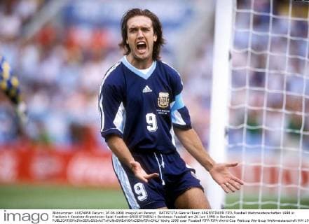BATISTUTA Gabriel Team ARGENTINIEN FIFA Fussball Weltmeisterschaften 1998 in Frankreich Kroatien-Argentinien Spiel Kroatien-ARGENTINIEN in Bordeaux Fussball am 26 Juni 1998 in Bordeaux 