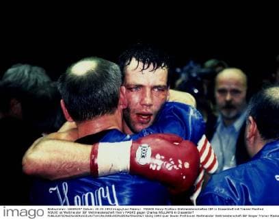 MASKE Henry Profibox Weltmeisterschaften IBF in Düsseldorf mit Trainer Manfred WOLKE ist Weltmeister IBF Weltmeisterschaft Henry MASKE gegen Charles WILLIAMS in Düsseldorf 