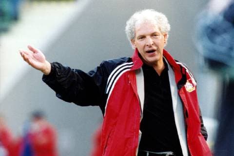 Trainer Klaus Toppmöller (Bayer Leverkusen)