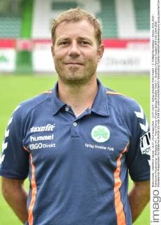 10.07.2014 - SpVgg Greuther Fürth Fuerth - 2. Fußball Bundesliga - Saison 2014 2015 - Fototermin Fotoshooting - Wolfgang ink - Frank Kramer (Trainer SpVgg Greuther Fürth ) - Einzelfoto Portrait