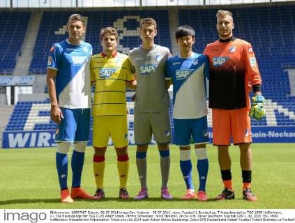 06.07.2014, xtwx, Fussball 1.Bundesliga, Trikotpräsentation TSG 1899 Hoffenheim, v.l. Die Neuzugänge der TSG (L-R) Adam Szalai, Pirmin Schwelger, Janik Haberer, Jin-Su Kim, Oliver Baumann