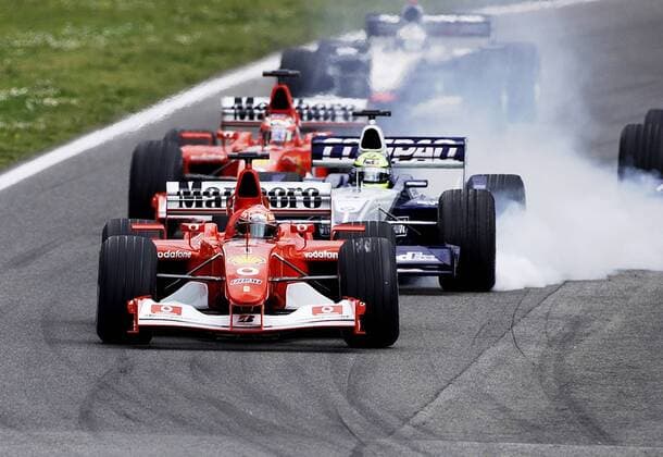 SCHUMACHER Michael Team Scuderia Ferrari vor Ralf SCHUMACHER BMW-Williams Grand Prix Formel 1 Grosser Preis von San Marino 2002 in Imola am 14. April 2002 