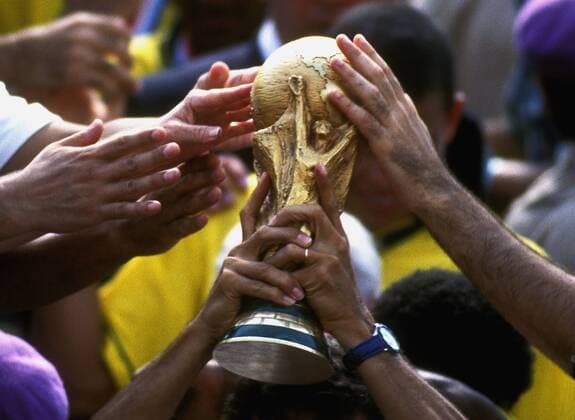 WORLCUP WORLD_CUP WM_POKAL Team_Brazil Weltmeister mit Worldcup FIFA Fussball Weltmeisterschaften 1994 in USA FINALE ITALIEN_BRASILIEN in Los Angeles Fussball Finale WM_Pokal 