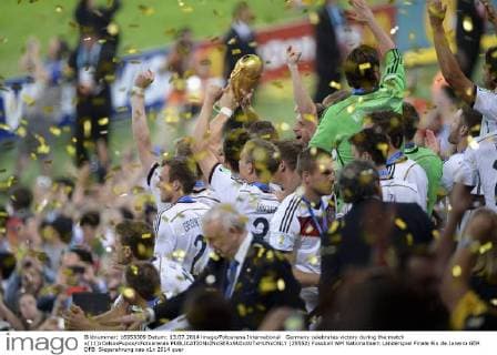 Germany celebrates victory during the match x(11)xCelsoxPupox xFotoarenax  (25552)