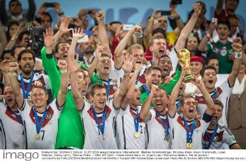 Bastian Schweinsteiger, Miroslav Klose, Kevin Großkreutz, Lukas Podolski, Philipp Lahm, Thomas Müller - FIFA WM 2014 - Finale Deutschland vs. Argentinien - Maracana Stadion, Rio de Janeiro - xJonnexRorizx 