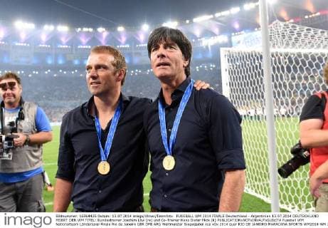 FUSSBALL WM 2014 FINALE Deutschland - Argentinien 13.07.2014 DEUTSCHLAND FEIERT DEN WM TITEL: Bundestrainer Joachim Löw (re) und Co-Trainer Hans Dieter Flick (li)