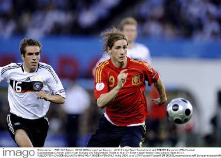 LAHM Philipp Team Deutschland und TORRES Fernando UEFA Fussball Europameisterschaften 2008 in der Schweiz und Oesterreich. Finale in Wien im Ernst Happel Stadion Deutschland-Spanien 0:1 