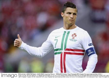 RONALDO Cristiano Team Portugal UEFA Fussball Europameisterschaften 2012 in Polen und der Ukraine Spiel Nr.11 Daenemark-Portugal am 13.Juni in Lviv 