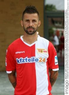 Benjamin Köhler Portrait Portraet Porträt Einzelbild 1. FC Union Berlin Fototermin zweite 2. Bundesliga DFL 16.07.2014 Fußball Fussball Stadion an der Alten Försterei Berlin Herren Saison 2014 2015