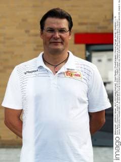 Frank Placzek Physiotherapeut Portrait Portraet Porträt Einzelbild 1. FC Union Berlin Fototermin zweite 2. Bundesliga DFL 16.07.2014 Fußball Fussball Stadion an der Alten Försterei Berlin Herren Saison 2014 2015