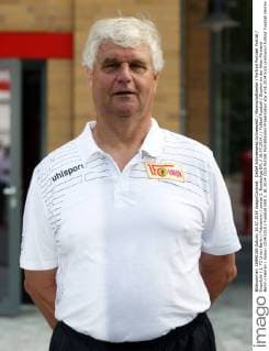 Detlef Schneeweiss Schneeweiß Mannschaftsleiter Portrait Portraet Porträt Einzelbild 1. FC Union Berlin Fototermin zweite 2. Bundesliga DFL 16.07.2014 Fußball Fussball Stadion an der Alten Försterei Berlin Herren Saison 2014 2015