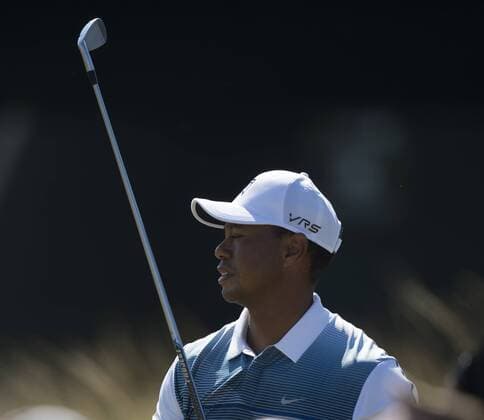 17.07.2014. Hoylake, England. The Open Golf Championship. Tiger WOODS USA tees off on the 7th hole during the first round. xStephenxBartholomewx  ActionPlus97365338