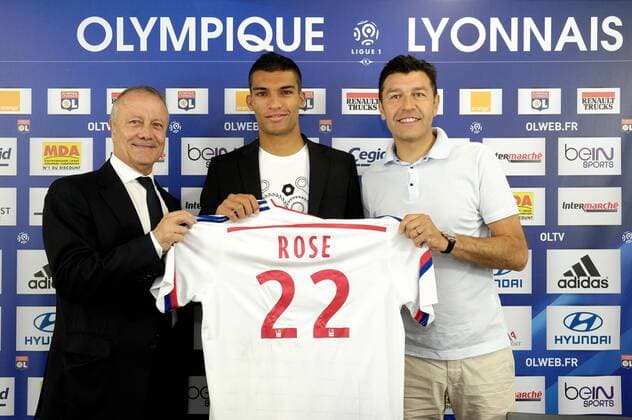Bernard Lacombe (conseiller du president) - Lindsay Rose (nouvel recrue) - Hubert Fournier (entraineur) FOOTBALL : Olympique Lyon - Ligue 1 - 18 07 2014 FredericChambert 