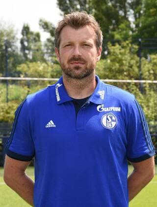 17.07.2014, Fussball, Saison 2014-2015, 1. Bundesliga, Offizieller Mannschafts und Portrait Termin des FC Schalke 04 in Gelsenkirchen, , Co Trainer Sven Hübscher (Sven Hübscher, Schalke 04)