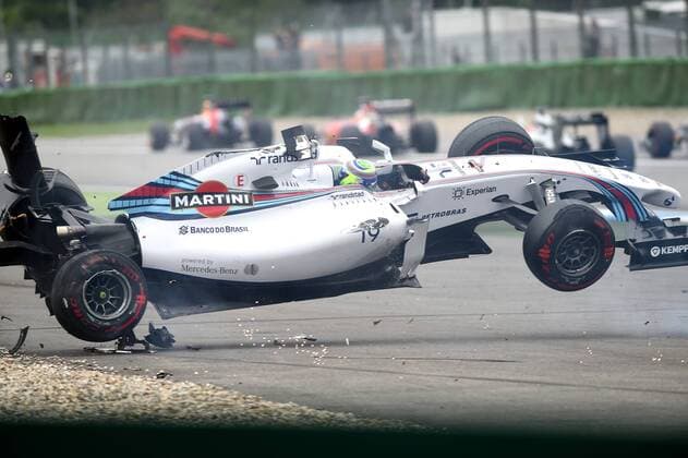 Felipe MASSA (BRA),Williams F1 überschlägt sich in der ersten Kurve,Unfall,Überschlag. Motorsport:Rennen.Formel 1,Grand Prix GP von Deutschland Hockenheimring,Saison2014,am 20.07.2014.