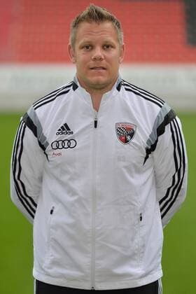 Benjamin Sommer (Physiotherapeut), FC Ingolstadt 04, Einzelbild, FC Ingolstadt 04, Fussball, Männer, , 2. Bundesliga, Saison 2014 2015
