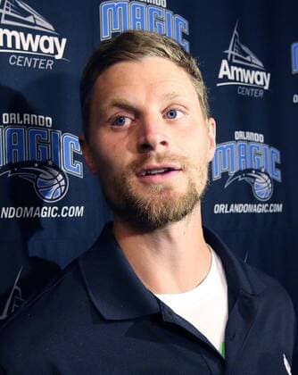 July 25, 2014 - Orlando, FL, USA - NBA Basketball Herren USA free agent point guard Luke Ridnour talks to the media after he signs with the Orlando Magic at the Amway Center in Orlando, Fla., on Friday, July 25, 2014. Orlando Magic sign free agent Luke Ridnour - ZUMAm67