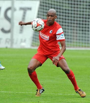 Fussball Testspiel SC Freiburg (GER) vs. Torpedo Moskau (RUS) Imst, Tirol (AUT) 26.07.2014 Gelson FERNANDES, SC Freiburg Foto und alle Michael Heuberger